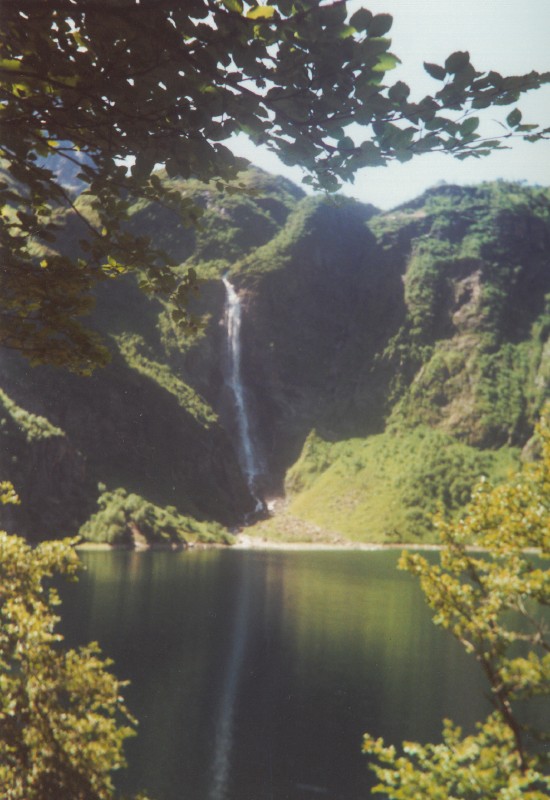 Cascada de Gorges d'Oô — referencia visual de geología